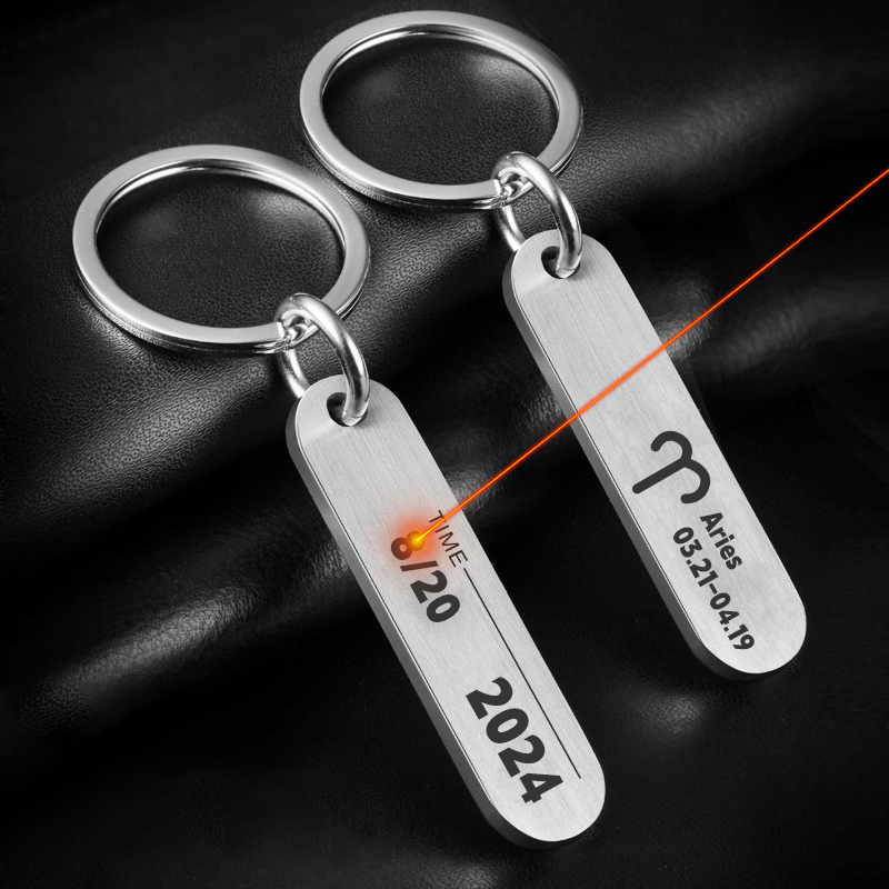 Initial Ring Custom - Aangepaste sleutelhangers met lasergegraveerde prachtige letters